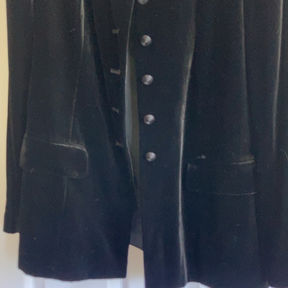 EUC JONES NEW YORK COUNTRY blk velvet 30” long, p-pit 20”, - Picture 3 of 7